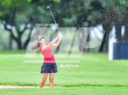 Thumbnail 1 in UIL 6A State Championship photogallery.