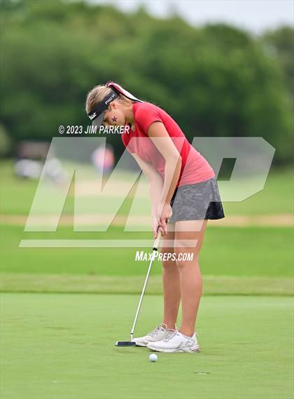 Thumbnail 1 in UIL 6A State Championship photogallery.