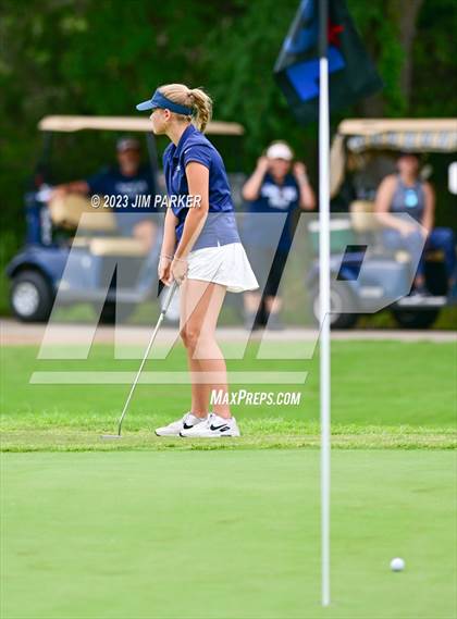 Thumbnail 2 in UIL 6A State Championship photogallery.