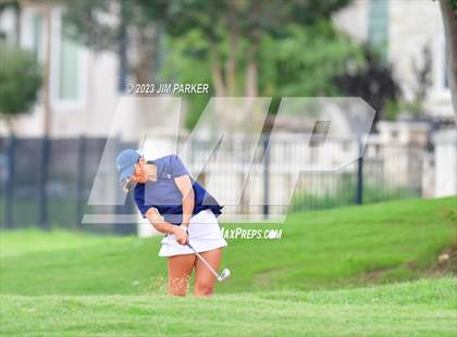 Thumbnail 1 in UIL 6A State Championship photogallery.