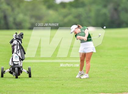 Thumbnail 1 in UIL 6A State Championship photogallery.