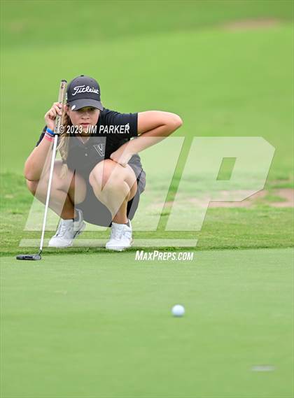 Thumbnail 3 in UIL 6A State Championship photogallery.