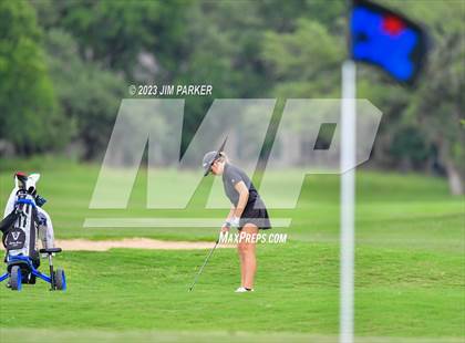 Thumbnail 1 in UIL 6A State Championship photogallery.