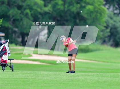 Thumbnail 3 in UIL 6A State Championship photogallery.