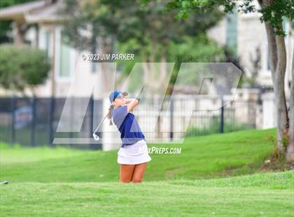 Thumbnail 1 in UIL 6A State Championship photogallery.