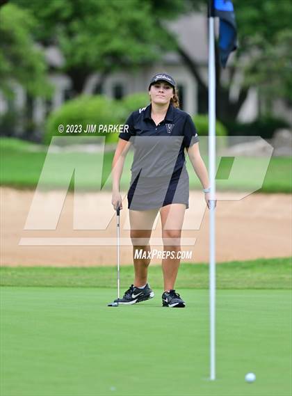 Thumbnail 3 in UIL 6A State Championship photogallery.