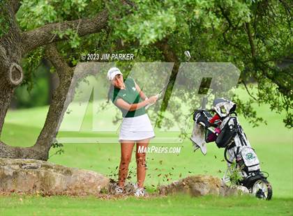 Thumbnail 3 in UIL 6A State Championship photogallery.