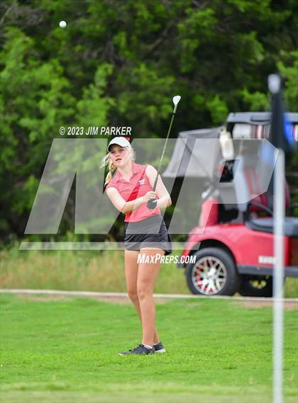 Thumbnail 3 in UIL 6A State Championship photogallery.