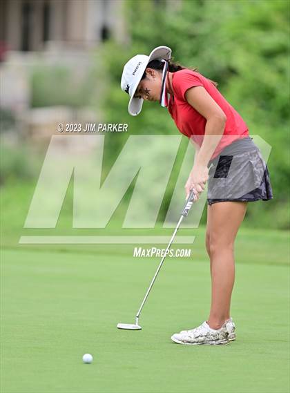 Thumbnail 3 in UIL 6A State Championship photogallery.