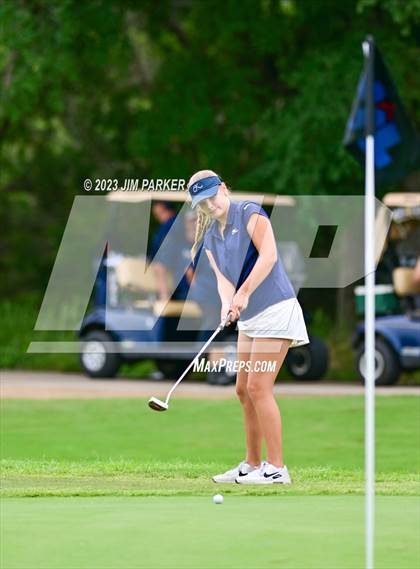 Thumbnail 1 in UIL 6A State Championship photogallery.