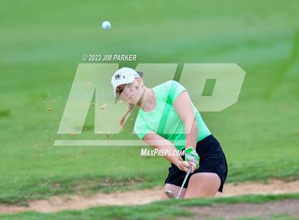 Thumbnail 3 in UIL 6A State Championship photogallery.