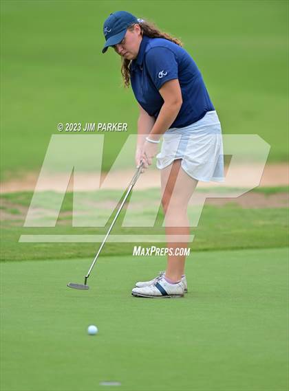 Thumbnail 3 in UIL 6A State Championship photogallery.