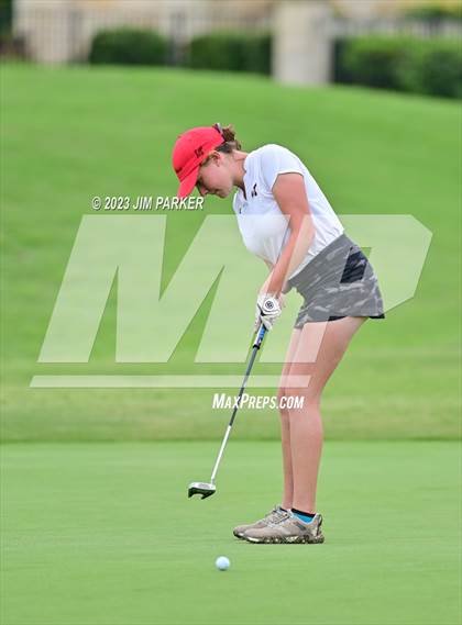 Thumbnail 2 in UIL 6A State Championship photogallery.