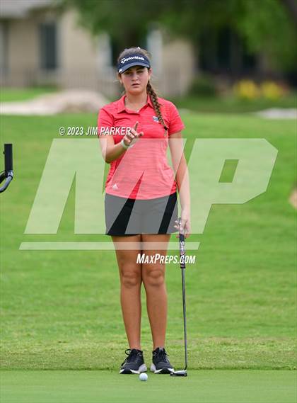 Thumbnail 1 in UIL 6A State Championship photogallery.