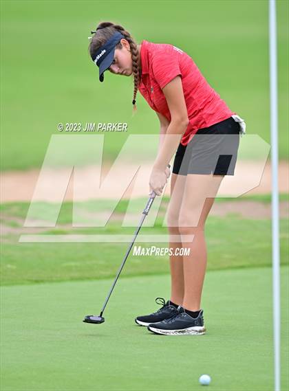 Thumbnail 2 in UIL 6A State Championship photogallery.