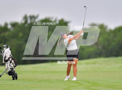 Thumbnail 3 in UIL 6A State Championship photogallery.