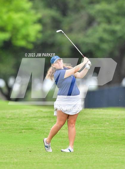 Thumbnail 1 in UIL 6A State Championship photogallery.