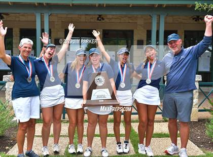 Thumbnail 2 in UIL 6A State Championship photogallery.