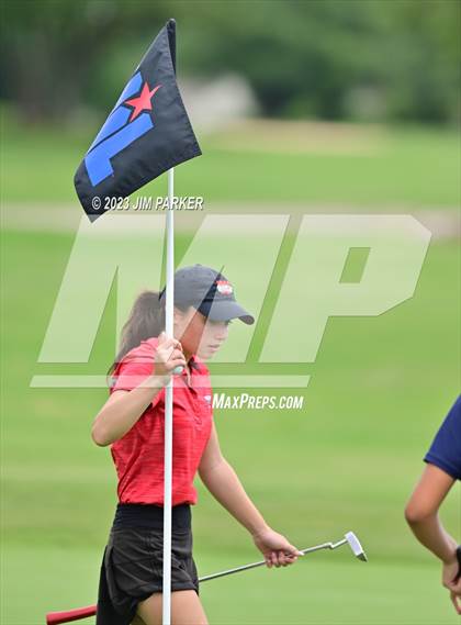 Thumbnail 1 in UIL 6A State Championship photogallery.