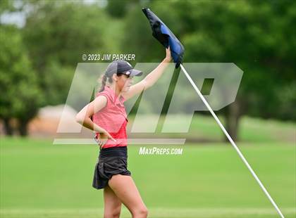 Thumbnail 1 in UIL 6A State Championship photogallery.