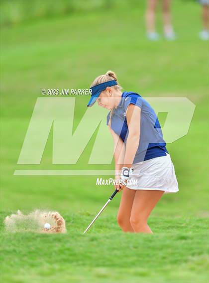 Thumbnail 2 in UIL 6A State Championship photogallery.