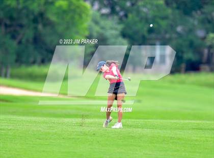 Thumbnail 3 in UIL 6A State Championship photogallery.