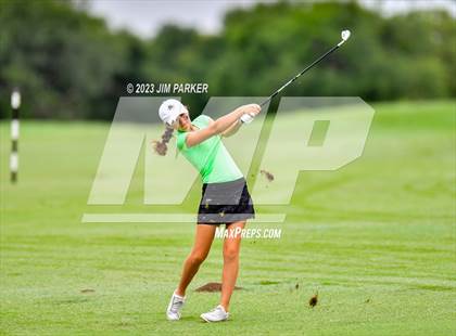Thumbnail 1 in UIL 6A State Championship photogallery.