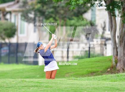 Thumbnail 3 in UIL 6A State Championship photogallery.