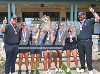 Thumbnail 1 in UIL 6A State Championship photogallery.