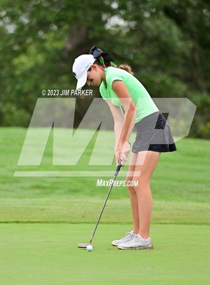 Thumbnail 1 in UIL 6A State Championship photogallery.