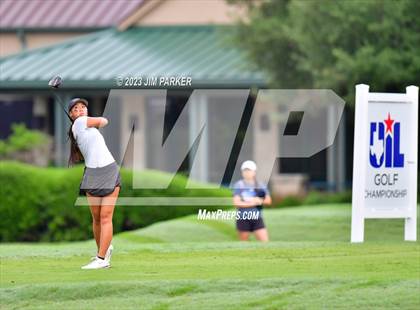 Thumbnail 3 in UIL 6A State Championship photogallery.
