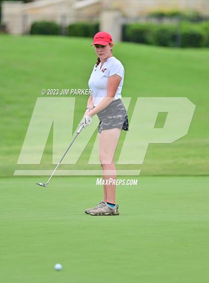 Thumbnail 1 in UIL 6A State Championship photogallery.