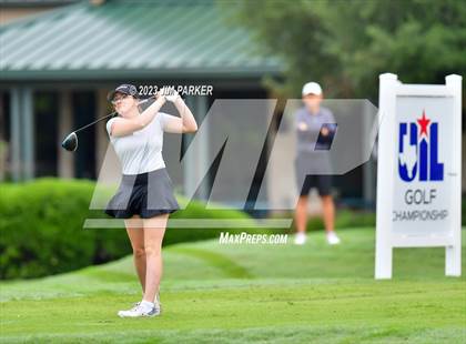 Thumbnail 3 in UIL 6A State Championship photogallery.