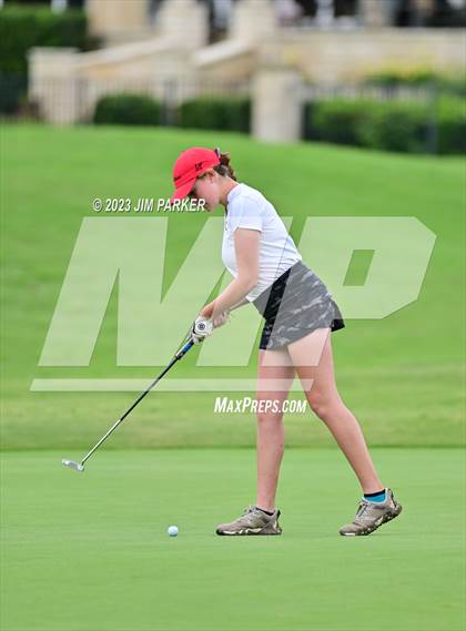 Thumbnail 3 in UIL 6A State Championship photogallery.