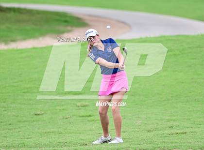 Thumbnail 3 in UIL 6A State Championship photogallery.
