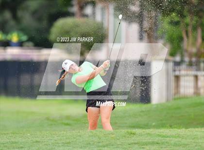 Thumbnail 3 in UIL 6A State Championship photogallery.