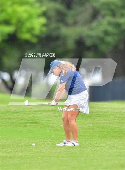 Thumbnail 1 in UIL 6A State Championship photogallery.