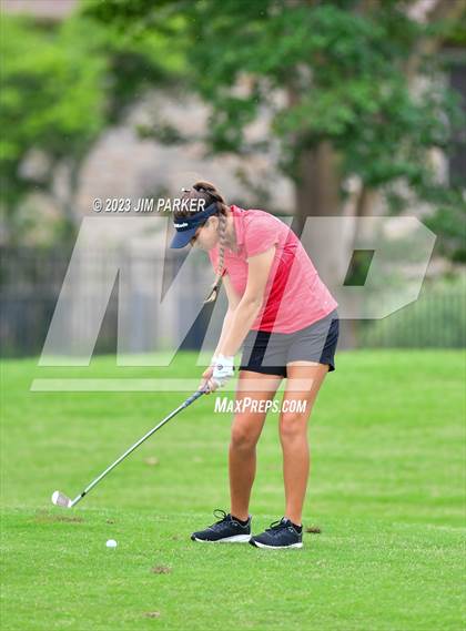 Thumbnail 1 in UIL 6A State Championship photogallery.