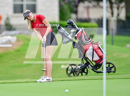 Thumbnail 3 in UIL 6A State Championship photogallery.