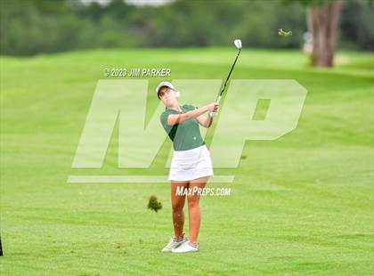 Thumbnail 1 in UIL 6A State Championship photogallery.