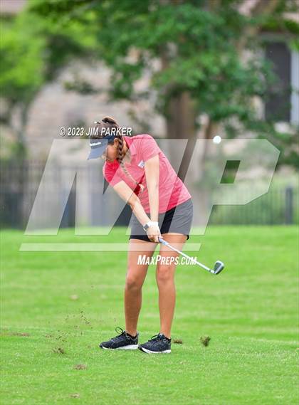 Thumbnail 2 in UIL 6A State Championship photogallery.