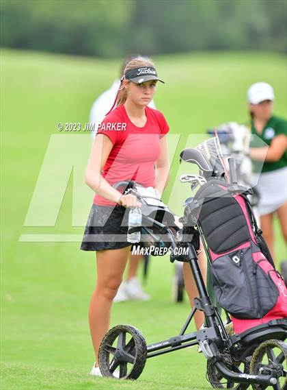 Thumbnail 1 in UIL 6A State Championship photogallery.