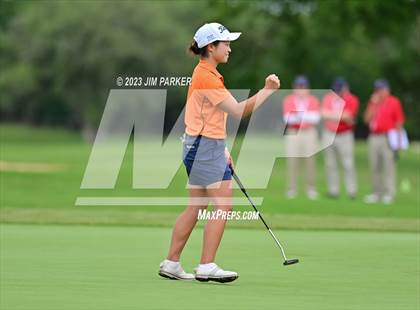 Thumbnail 3 in UIL 6A State Championship photogallery.