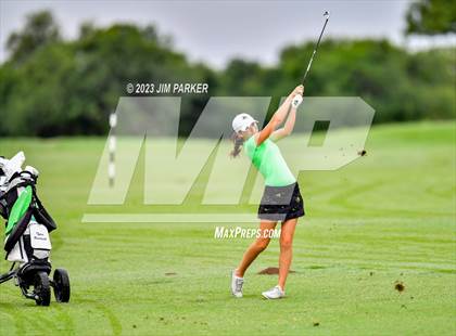 Thumbnail 2 in UIL 6A State Championship photogallery.