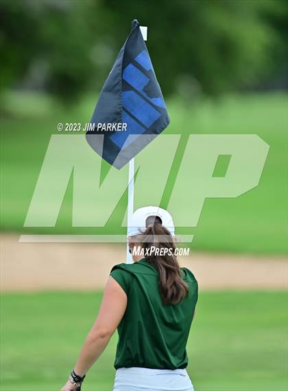 Thumbnail 3 in UIL 6A State Championship photogallery.