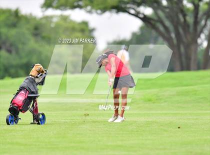 Thumbnail 3 in UIL 6A State Championship photogallery.