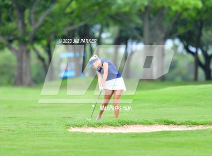 Thumbnail 1 in UIL 6A State Championship photogallery.