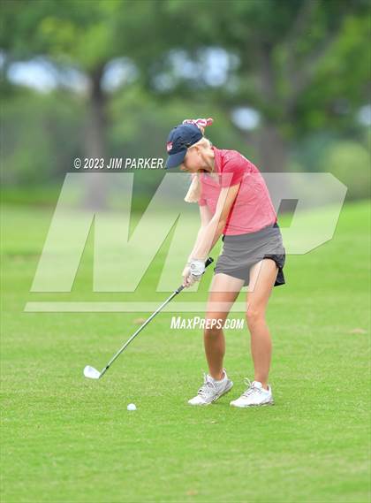 Thumbnail 1 in UIL 6A State Championship photogallery.