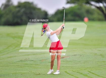 Thumbnail 1 in UIL 6A State Championship photogallery.