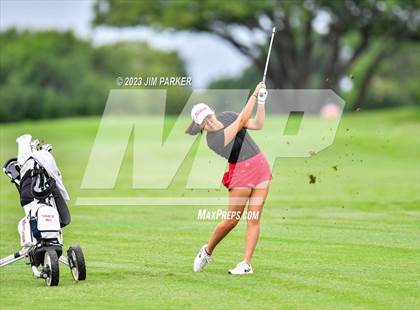 Thumbnail 3 in UIL 6A State Championship photogallery.